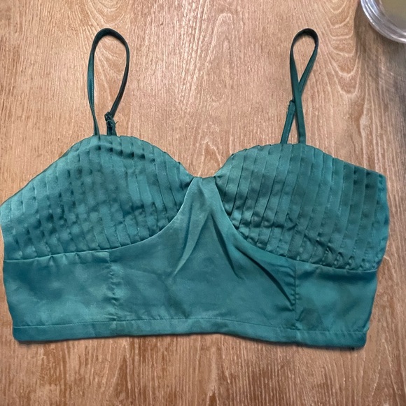 NAANAA Teal textured crop top | Size:6 | Color: teal/green - Picture 3 of 4